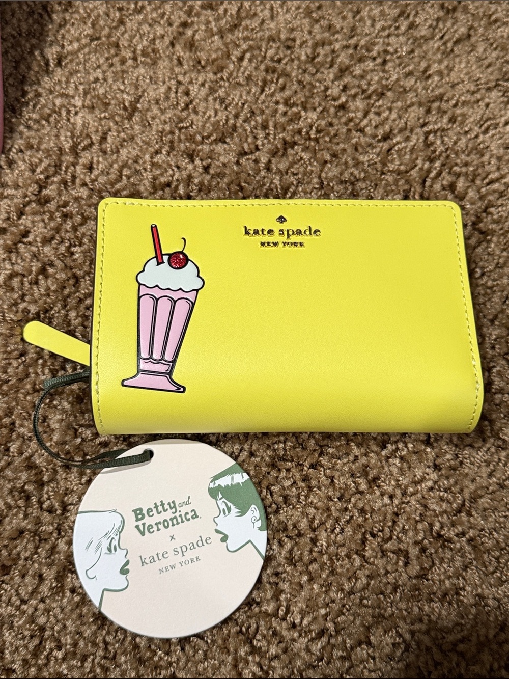 Kate Spade x Riverdale *Betty & Veronica* bundle! - Picture 5 of 10